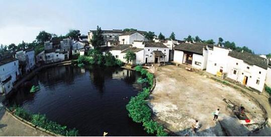 人少景美！五一小長(cháng)假最適合出游的的當地